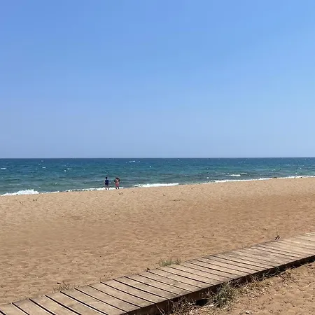 Beautiful Sea & Mountain Views In Iskele, North Cyprus Apartamento Iskele District (Northern Cyprus)